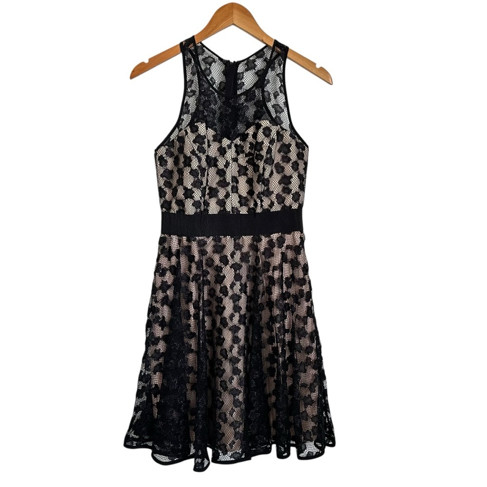 Milly Womens Fit and Flare Lace Overlay dress Sz 6 Black Sleeveless Party - Picture 3 of 9